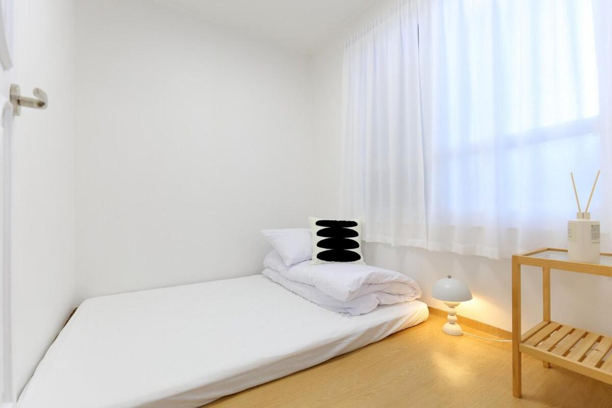 Villa #hongdae#5min Sangsu St